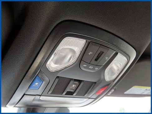 Used 2025 RAM 1500 Big Horn AWD/4WD image 19