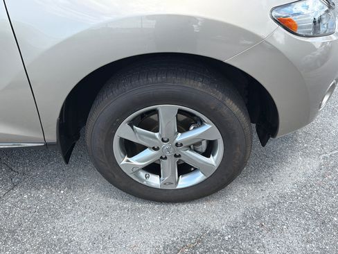 Used 2010 Nissan Murano SL w/ Leather Pkg FWD image 13