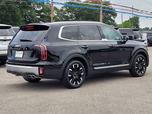 Used 2024 Kia Telluride SX w/ Towing Package FWD image 5