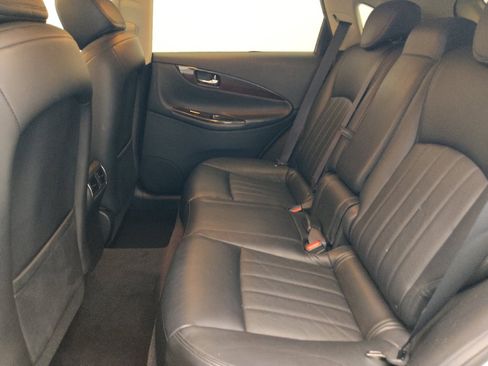 Used 2017 INFINITI QX50 2WD w/ Premium Plus Package image 18
