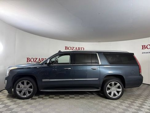 Used 2020 Cadillac Escalade ESV Luxury AWD/4WD image 5