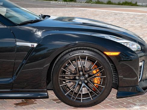 Used 2020 Nissan GT-R Premium w/ Premium Interior Package AWD/4WD image 46