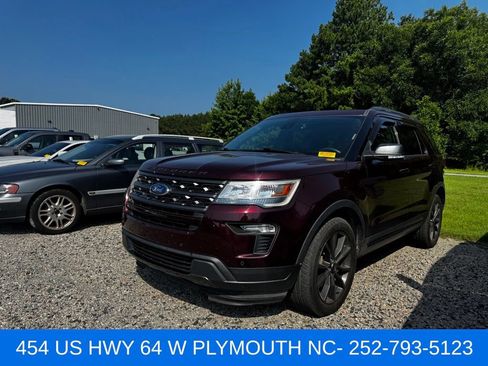 Used 2018 Ford Explorer XLT w/ Equipment Group 202A AWD/4WD image 1