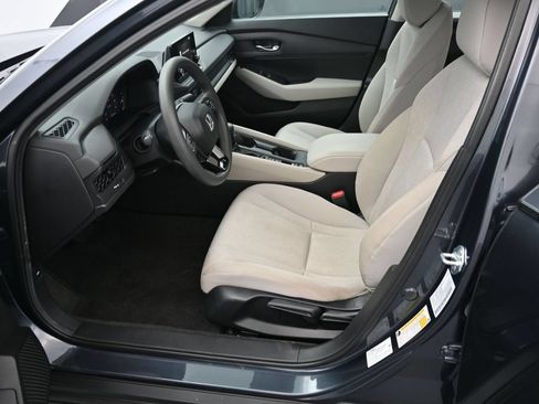 Used 2023 Honda Accord LX image 16