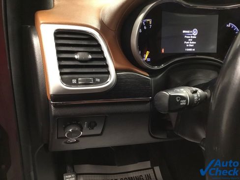 Used 2018 Jeep Grand Cherokee Summit image 23