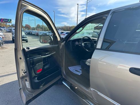 Used 2005 Dodge Ram 1500 Truck SLT w/ Quad Cab Big Horn Value Group RWD image 15