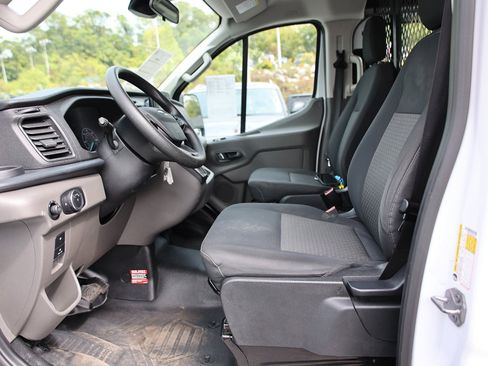 Used 2024 Ford Transit 250 Low Roof w/ Exterior Upgrade Package image 18