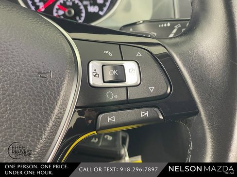 Used 2017 Volkswagen Golf Alltrack S image 27