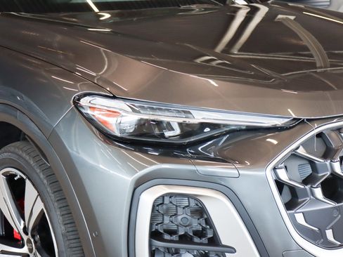 New 2026 Audi SQ5 Premium Plus image 25