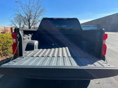 Used 2020 Chevrolet Silverado 1500 Custom w/ Custom Value Package image 7