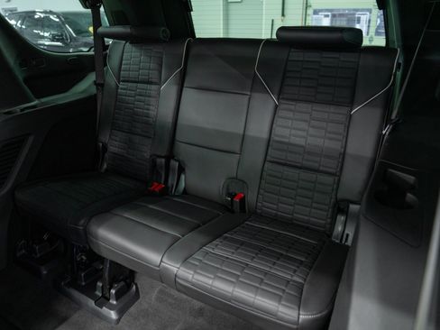 Used 2025 Cadillac Escalade V w/ LPO, ONYX Package AWD/4WD image 25