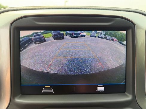 Used 2021 Chevrolet Silverado 1500 RST w/ Bed Protection Package AWD/4WD image 4