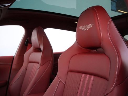 New 2026 Aston Martin DBX 707 image 5