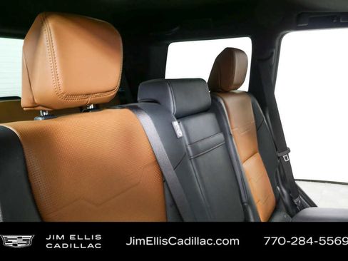 Used 2024 Lexus GX 550 w/ Accessory Package (2T) AWD/4WD image 21