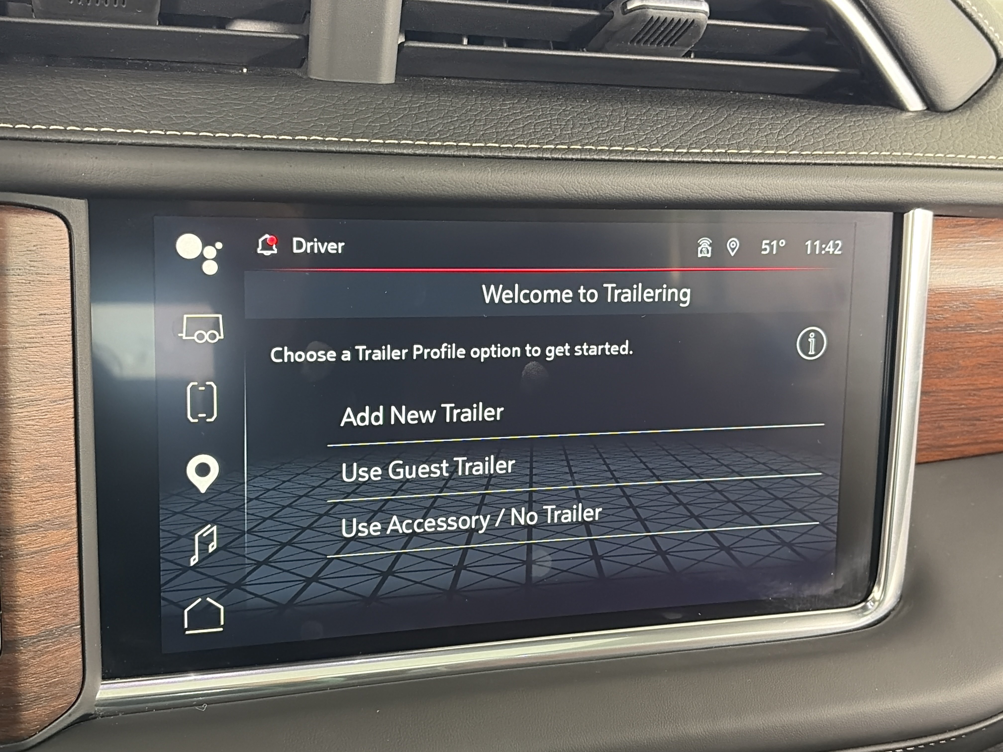 Used 2023 GMC Yukon Denali Ultimate w/ LPO, Floor Liner Package AWD/4WD image 27