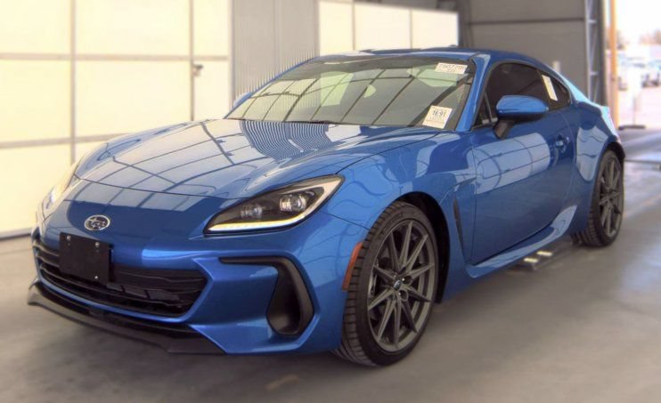 Used 2026 Subaru BRZ Limited w/ Popular Package 2 RWD image 2
