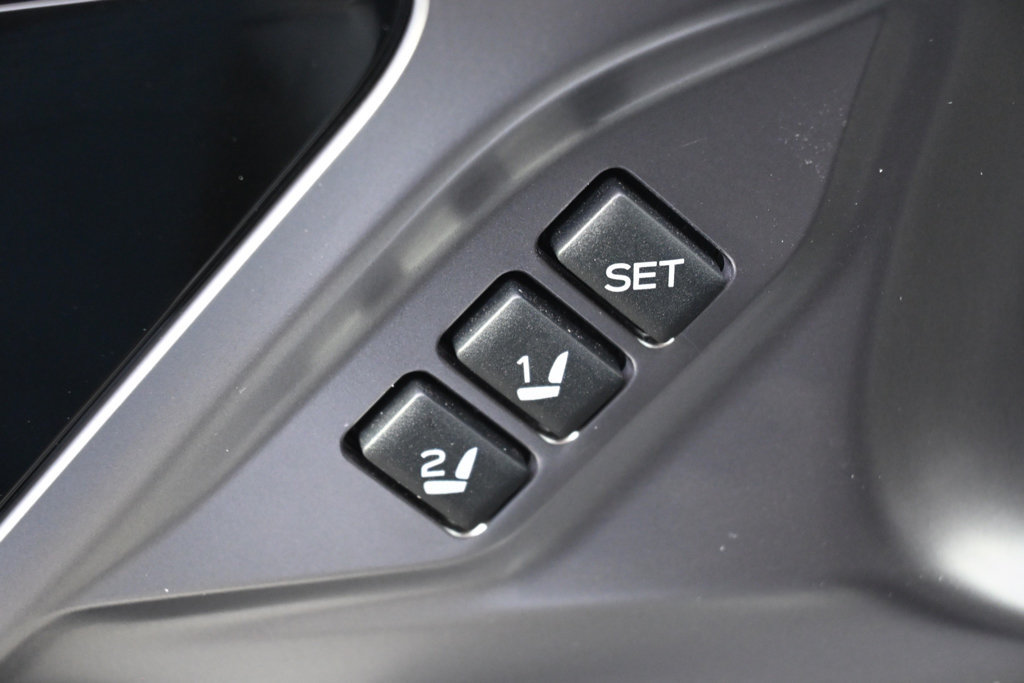 Used 2024 Subaru Outback Limited AWD/4WD image 23