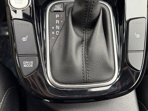 Used 2025 Kia Soul EX image 20