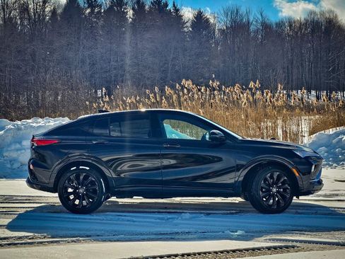 New 2026 Buick Envista Sport Touring image 2