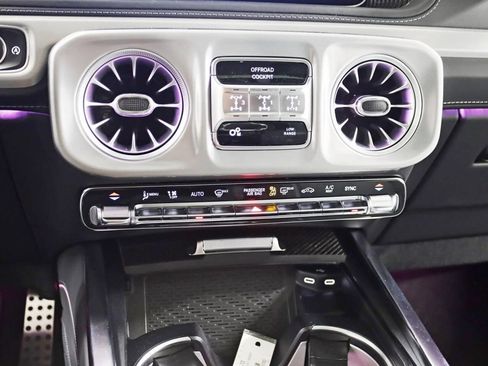 Used 2025 Mercedes-Benz G 63 AMG 4MATIC image 15