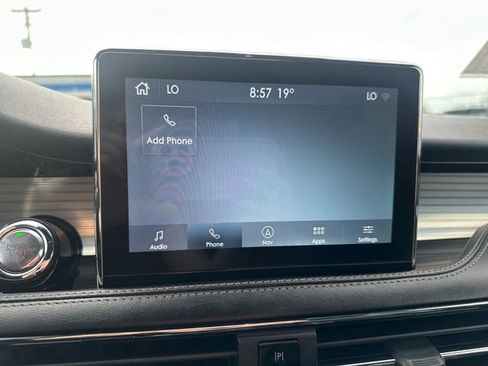 Used 2020 Lincoln Corsair Standard w/ Elements Package image 25