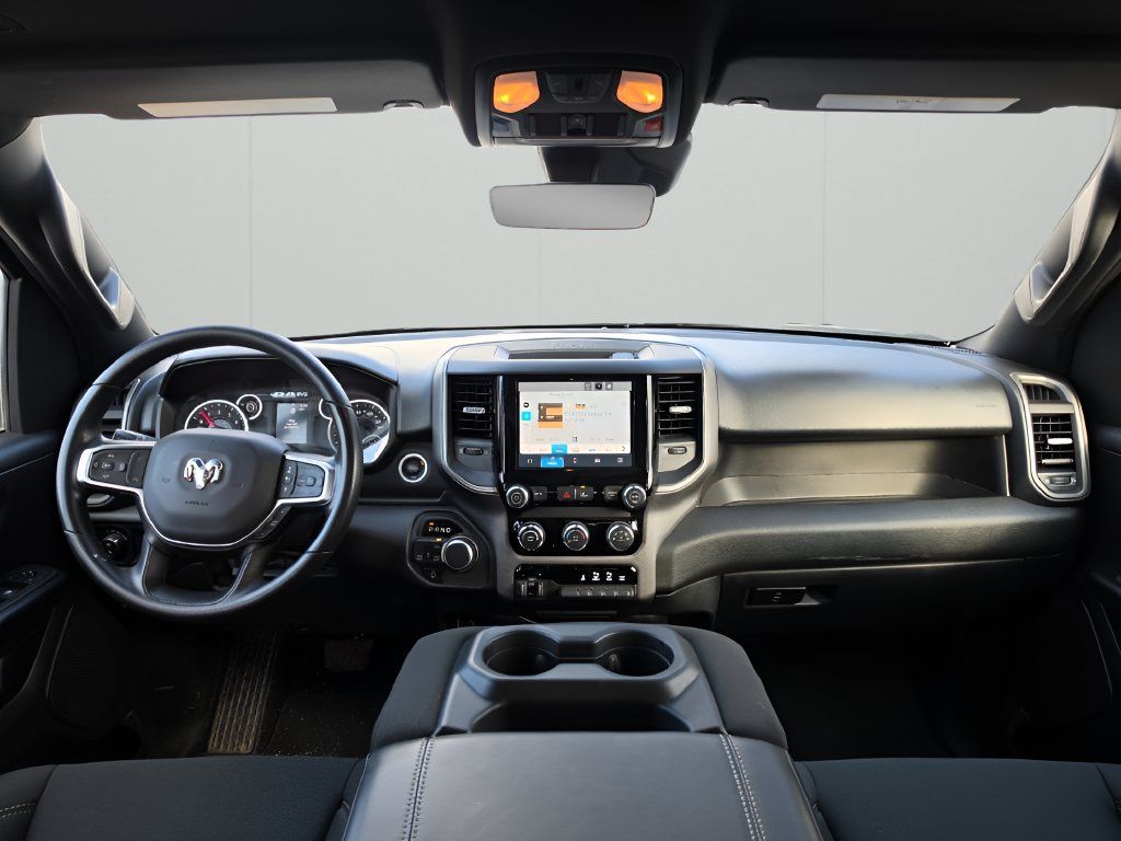 Used 2025 RAM 1500 Tradesman AWD/4WD image 13