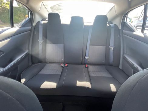 Used 2025 Nissan Sentra SV image 37