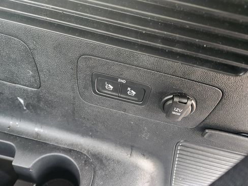 Used 2022 Kia Sorento SX image 11