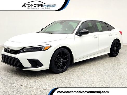 Used 2022 Honda Civic Sport image 1