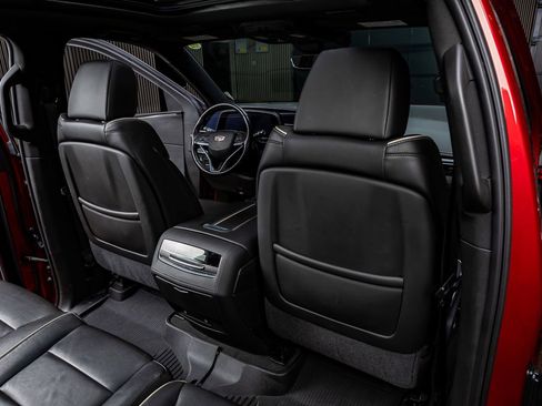 Used 2021 Cadillac Escalade Sport w/ Driver Assist Tech Package image 28