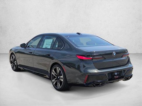 New 2026 BMW 760i xDrive AWD/4WD image 8