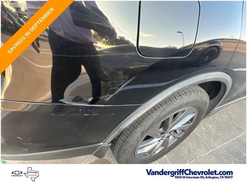 Used 2016 Nissan Rogue SL w/ SL Premium Package FWD image 9