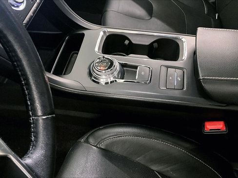 Used 2020 Ford Fusion Energi Titanium image 17