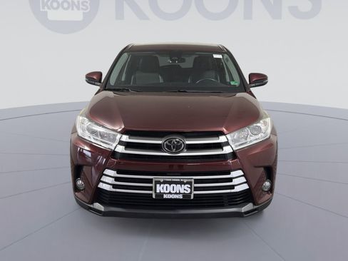 Used 2017 Toyota Highlander Plus image 11