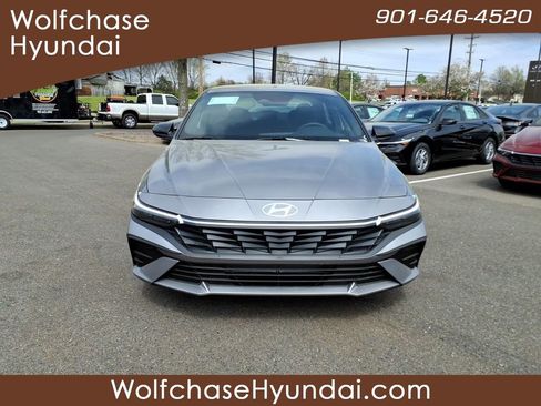 New 2026 Hyundai Elantra Sport FWD image 8