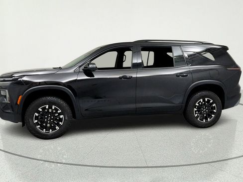 Certified 2024 Chevrolet Traverse Z71 AWD/4WD image 2