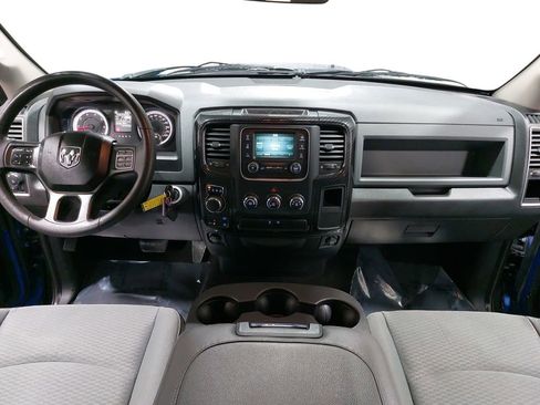 Used 2017 RAM 1500 Express w/ Express Value Package image 9