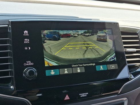 Certified 2023 Honda Passport EX-L image 17