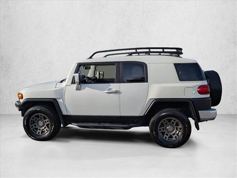 Used 2014 Toyota FJ Cruiser 4WD image 8