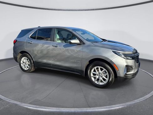Used 2024 Chevrolet Equinox LT AWD/4WD image 5