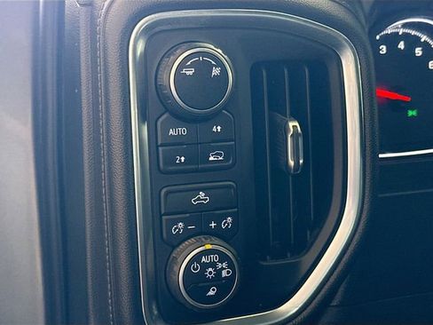 Used 2019 Chevrolet Silverado 1500 LT w/ All-Star Edition image 11