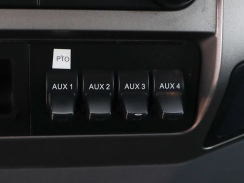 Used 2023 Ford F650 2WD Crew Cab Super Duty image 30