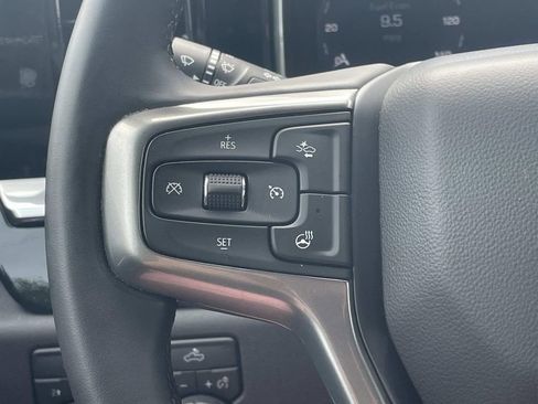 Used 2025 Chevrolet Silverado 1500 LT AWD/4WD image 28