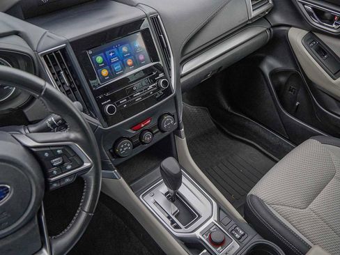 Used 2023 Subaru Forester Premium image 17