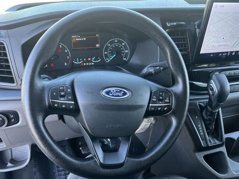 Used 2023 Ford Transit 350 XLT image 11