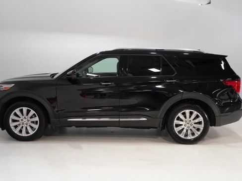 Used 2020 Ford Explorer Limited AWD/4WD image 4