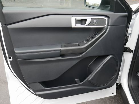 New 2026 Ford Explorer 4WD Police Interceptor image 12