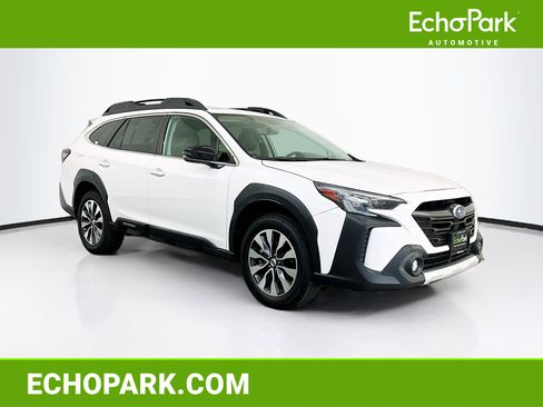 Used 2023 Subaru Outback Limited XT image 1