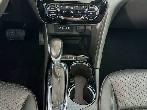 Used 2023 Buick Encore GX Essence w/ Experience Buick Package image 37