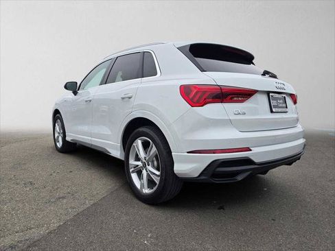 Certified 2023 Audi Q3 2.0T Premium w/ Convenience Package AWD/4WD image 5